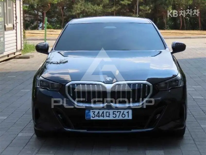 2025 BMW 5 Series