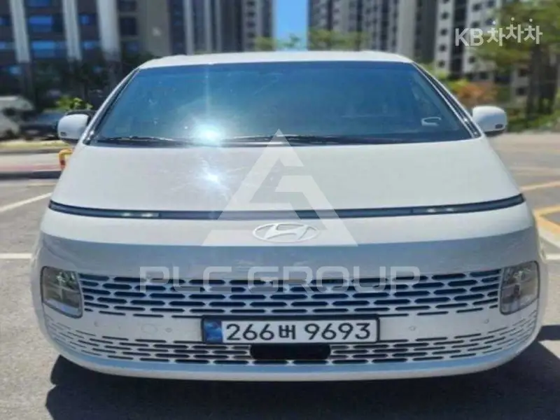 2025 Hyundai Staria