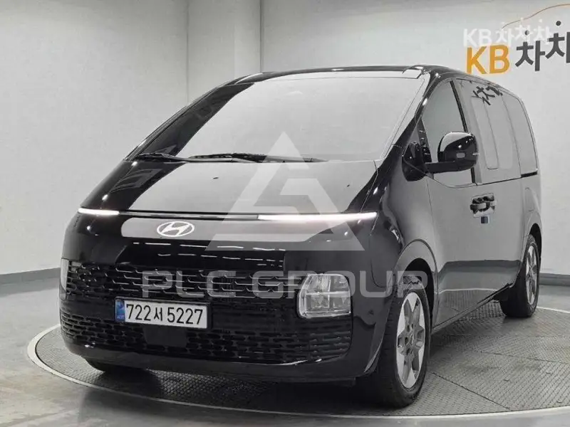 2025 Hyundai Staria