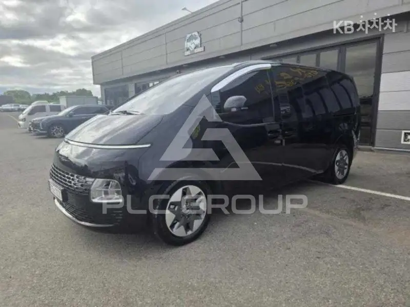 2025 Hyundai Staria
