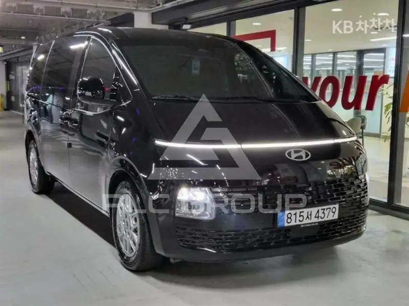 2025 Hyundai Staria