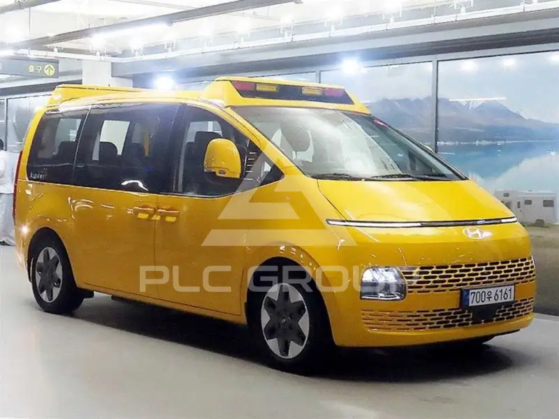 2025 Hyundai Staria