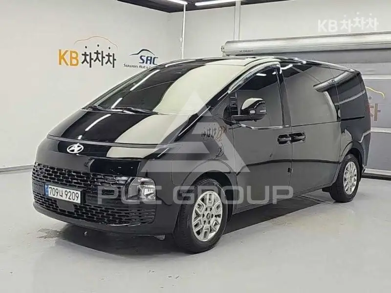 2025 Hyundai Staria