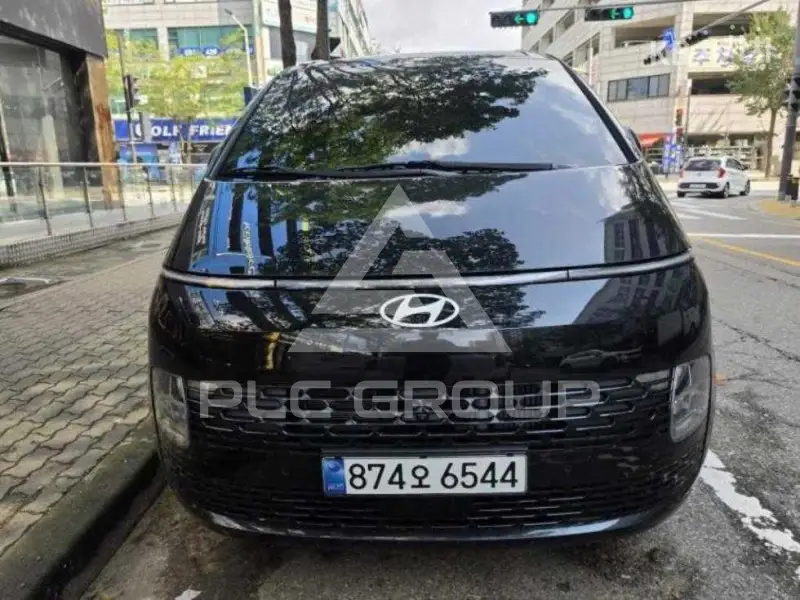 2025 Hyundai Staria