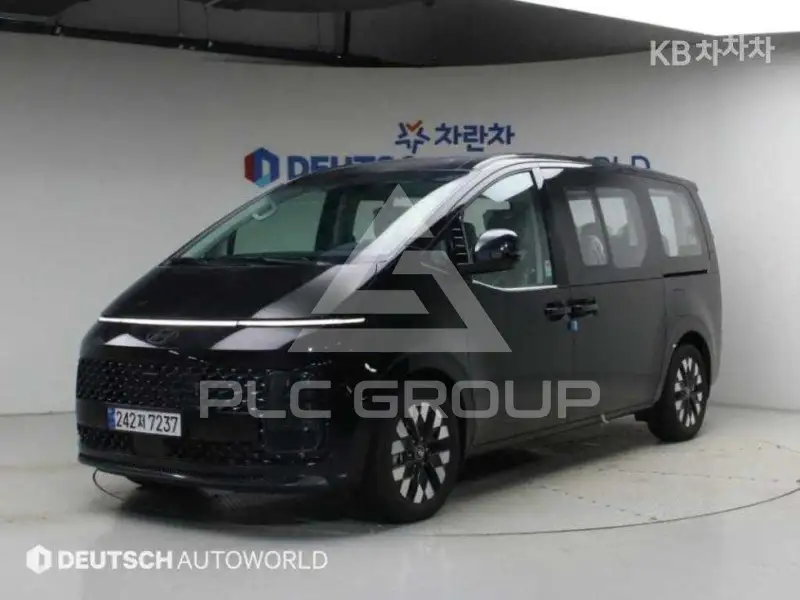 2025 Hyundai Staria