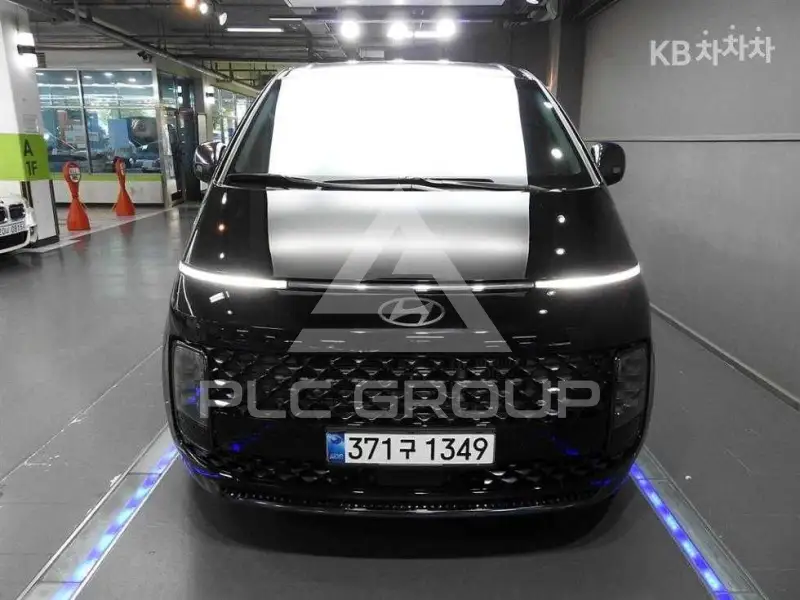 2025 Hyundai Staria