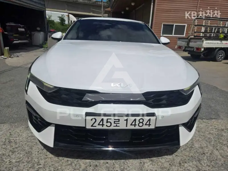 2025 KIA K5