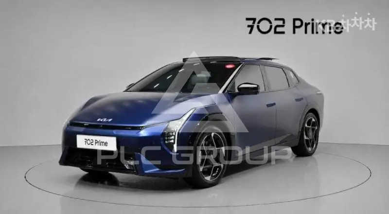 2025 KIA EV4