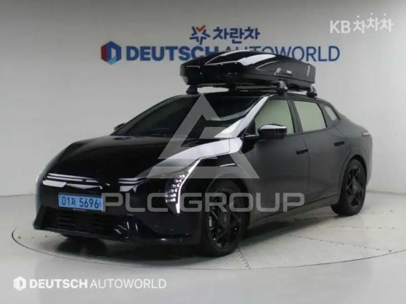 2025 KIA EV4