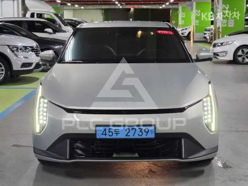2025 KIA EV4