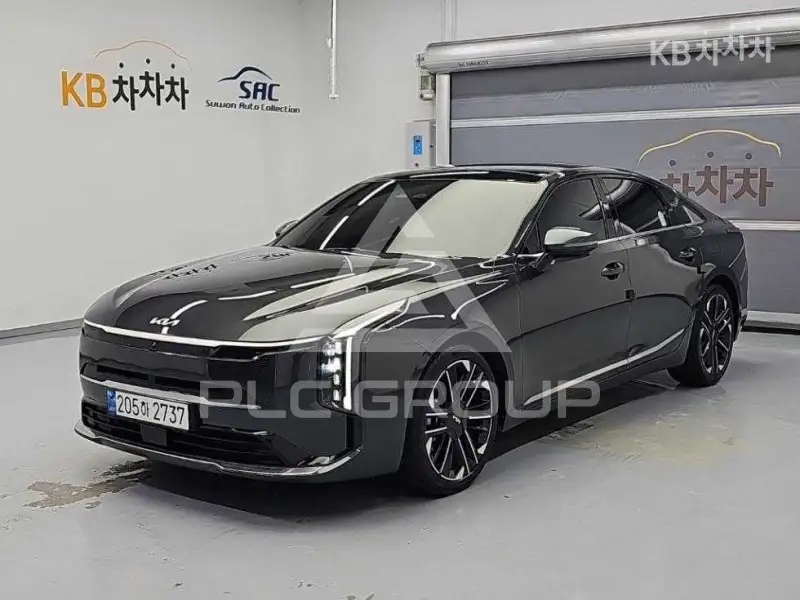 2025 KIA K8