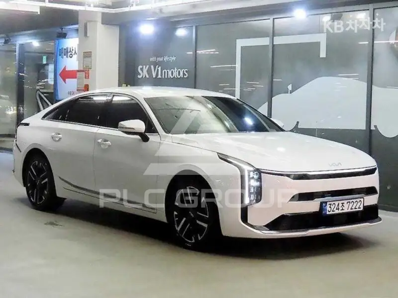 2025 KIA K8