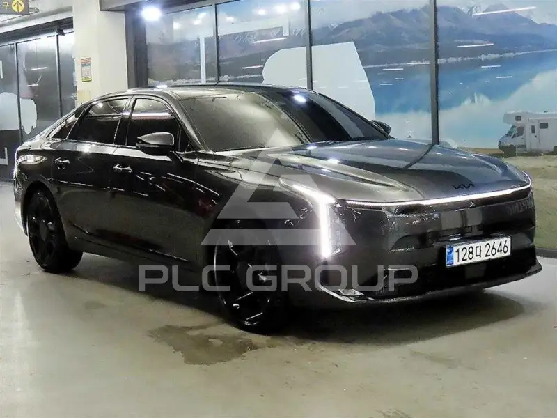 2025 KIA K8