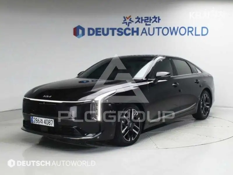 2025 KIA K8