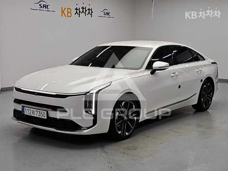 2025 KIA K8