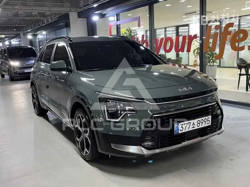 2025 KIA Niro