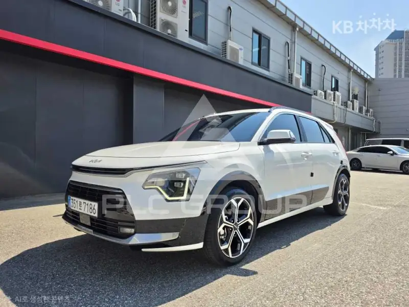 2025 KIA Niro