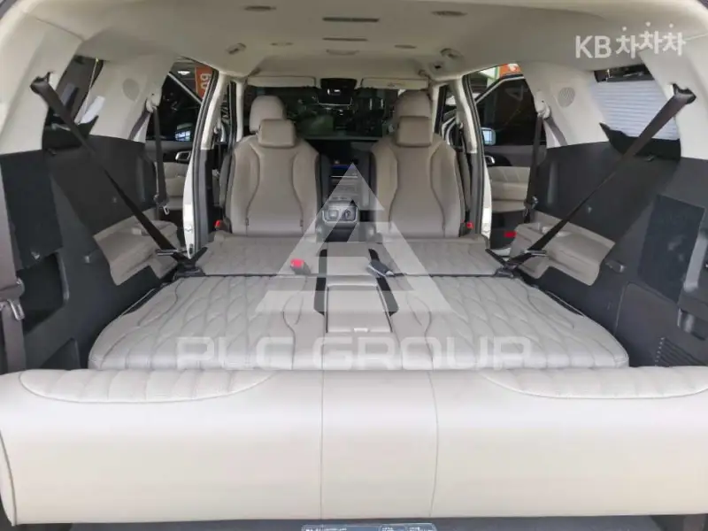 2025 KIA Carnival