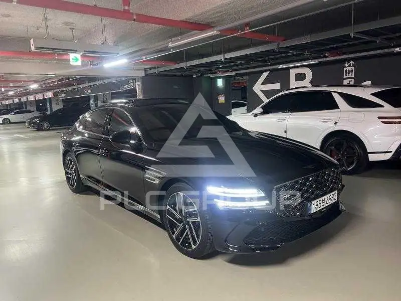 2025 Genesis G80