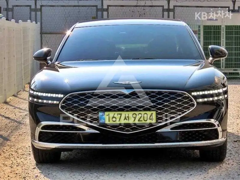 2025 Genesis G90