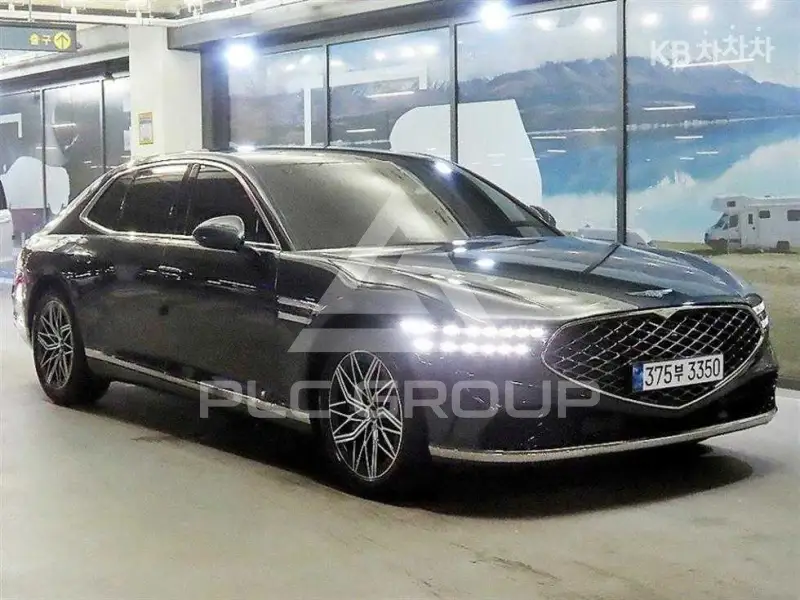 2025 Genesis G90