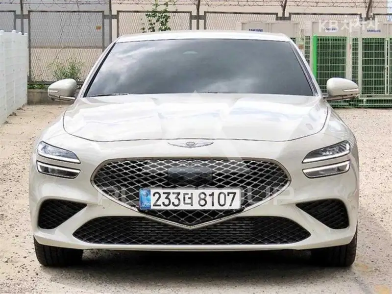 2025 Genesis G70
