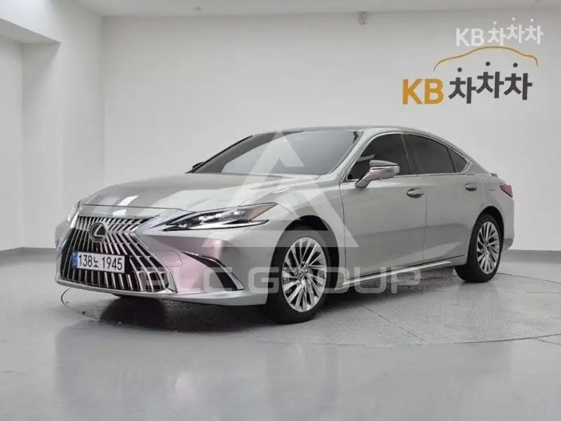 2025 Lexus ES