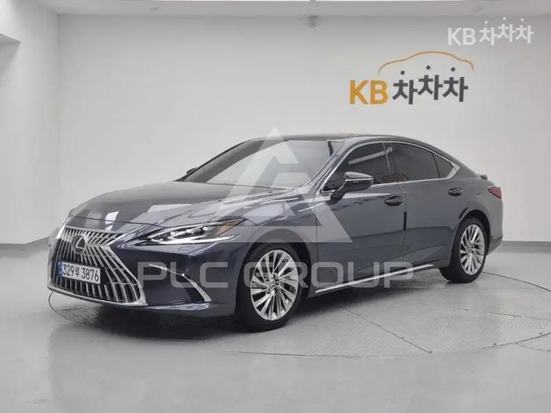 2025 Lexus ES