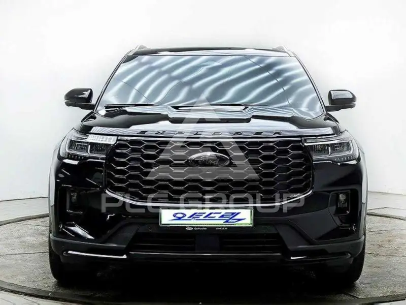 2025 Ford Explorer