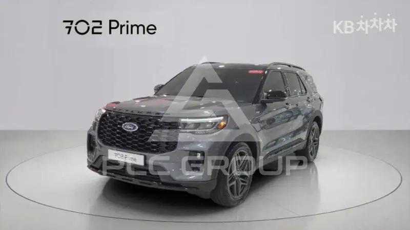 2025 Ford Explorer