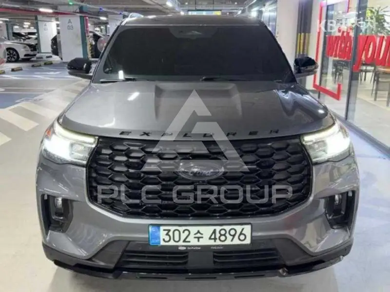 2025 Ford Explorer