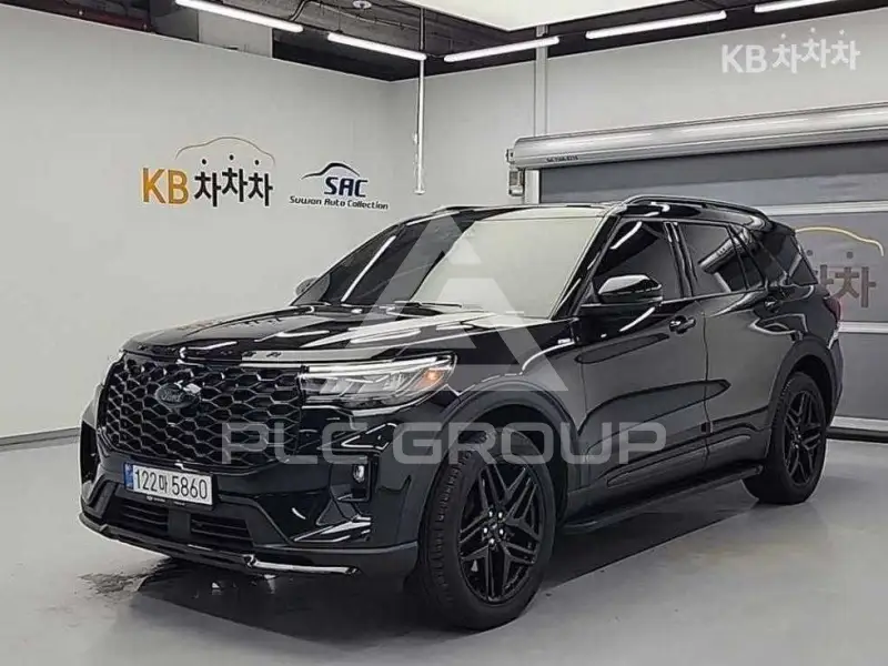 2025 Ford Explorer