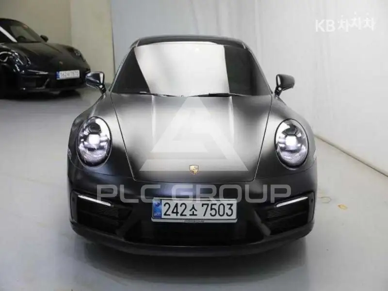 2025 Porsche 911