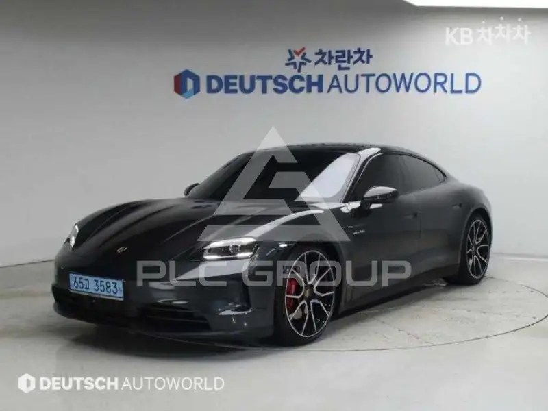 2025 Porsche Taycan