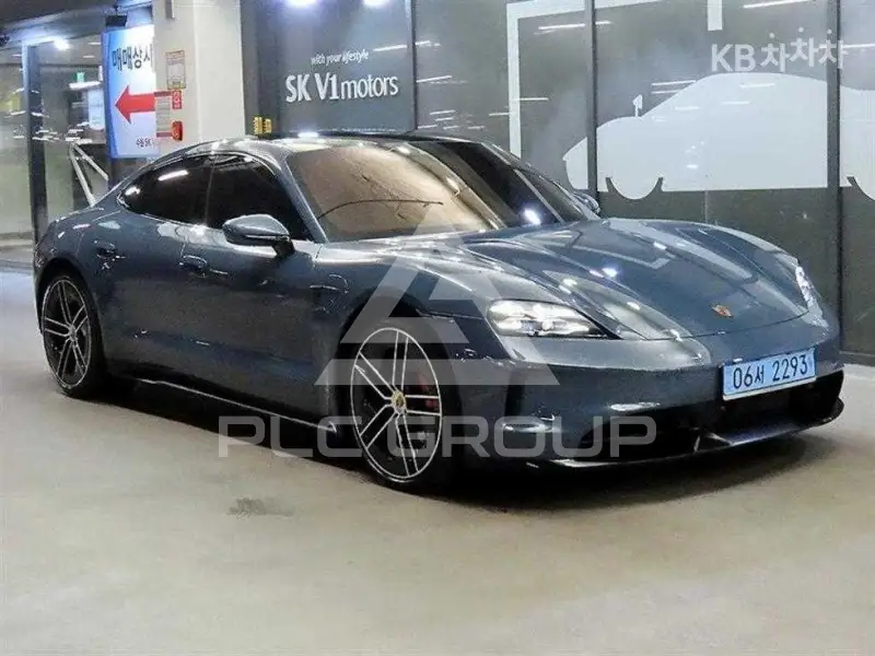 2025 Porsche Taycan