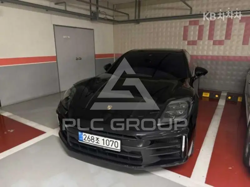 2025 Porsche Panamera