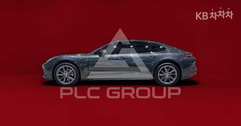 2025 Porsche Panamera