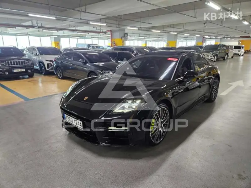 2025 Porsche Panamera