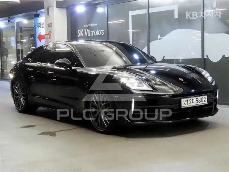 2025 Porsche Panamera