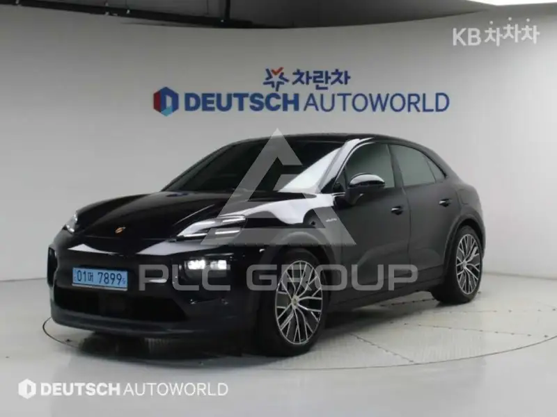 2025 Porsche Macan