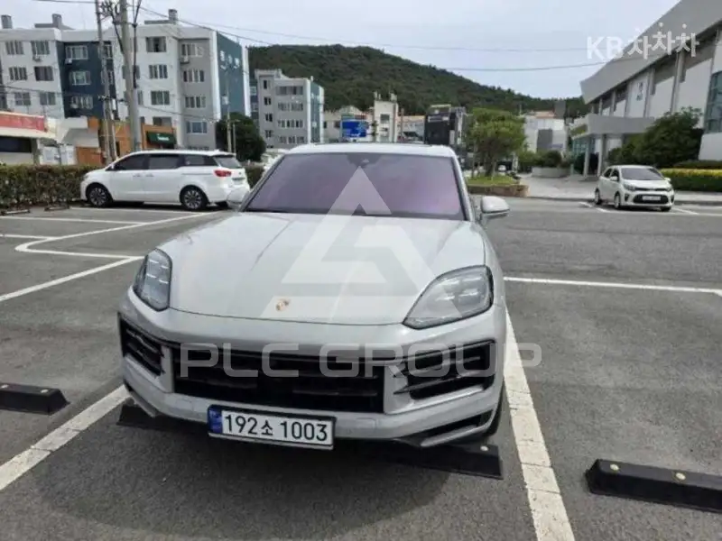 2025 Porsche Cayenne