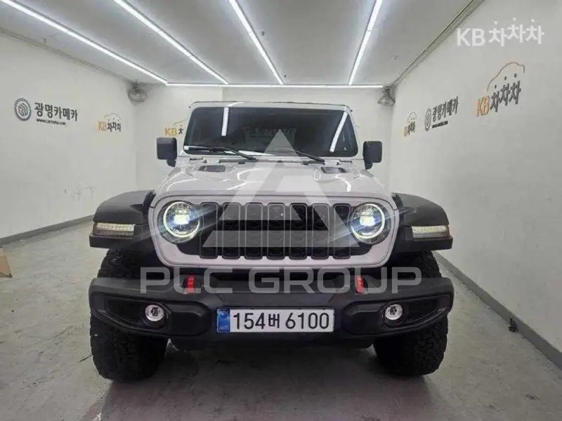 2025 Jeep WRANGLER