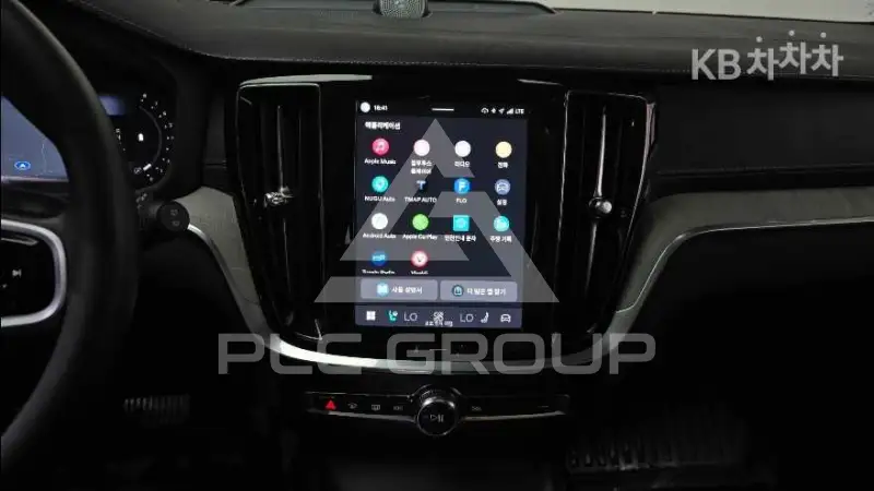 2025 Volvo V60