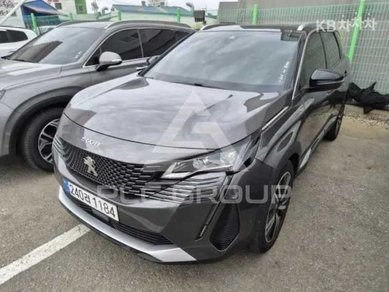 2025 Peugeot 5008