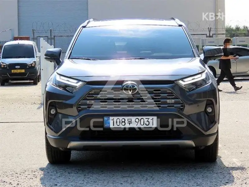 2025 Toyota RAV4