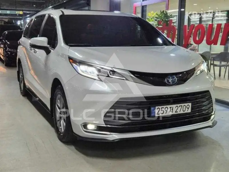 2025 Toyota Sienna