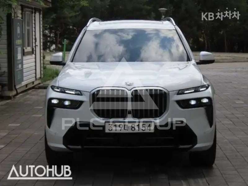 2026 BMW X7