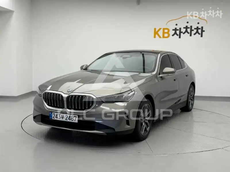 2026 BMW 5 Series