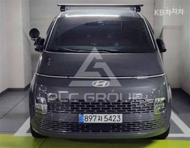 2026 Hyundai Staria