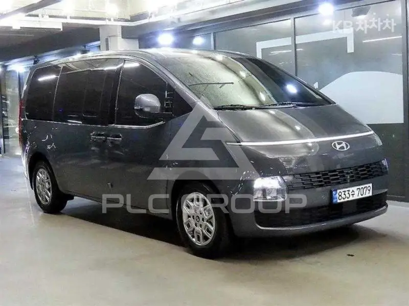 2026 Hyundai Staria